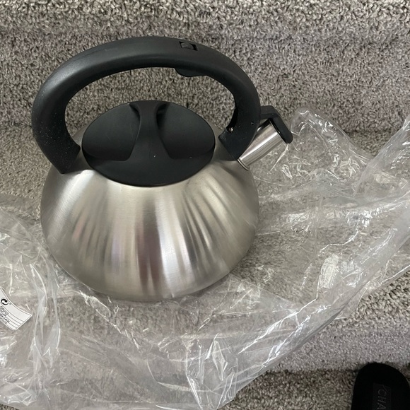 Silver Tea Pot - Picture 2 of 2